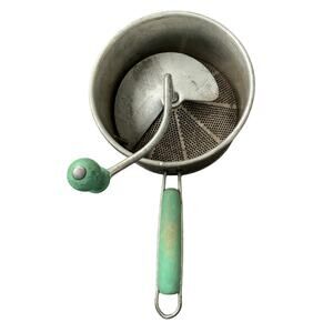 Vintage 2 Quart Food Mill Green Wood Handle Juicer Masher Ricer Strainer